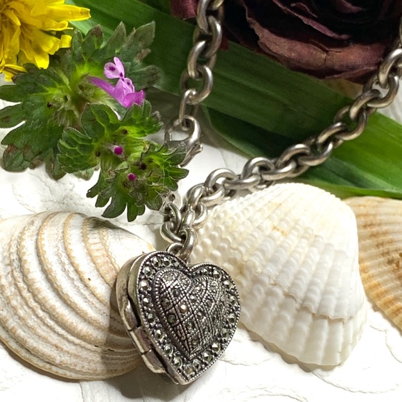 Vintage Judith & Jack Sterling Locket Bracelet - Picture 3 of 4